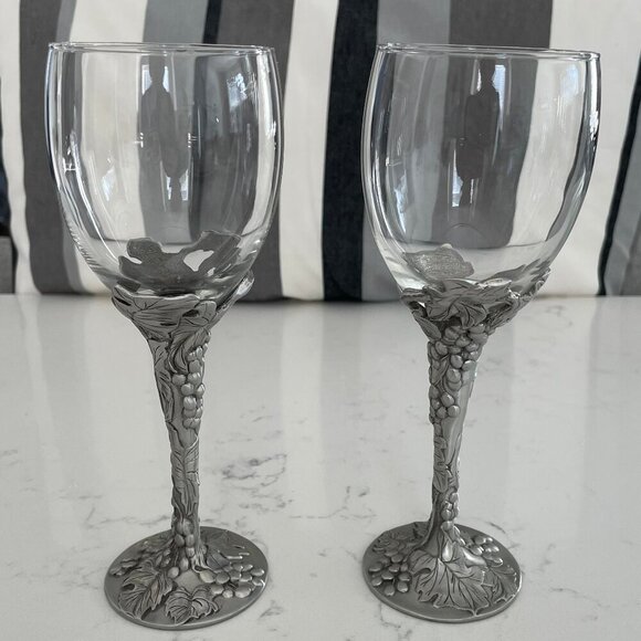 Seagull Pewter Canada Vtg Pair of Fine Pewter Wine Glases Grape & Leaf Design OS - Picture 1 of 8